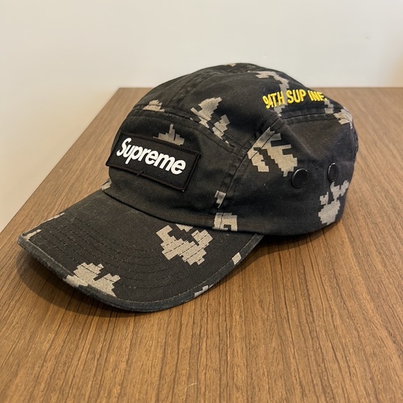 Supreme Digi Camo Hat - Picture 3 of 3